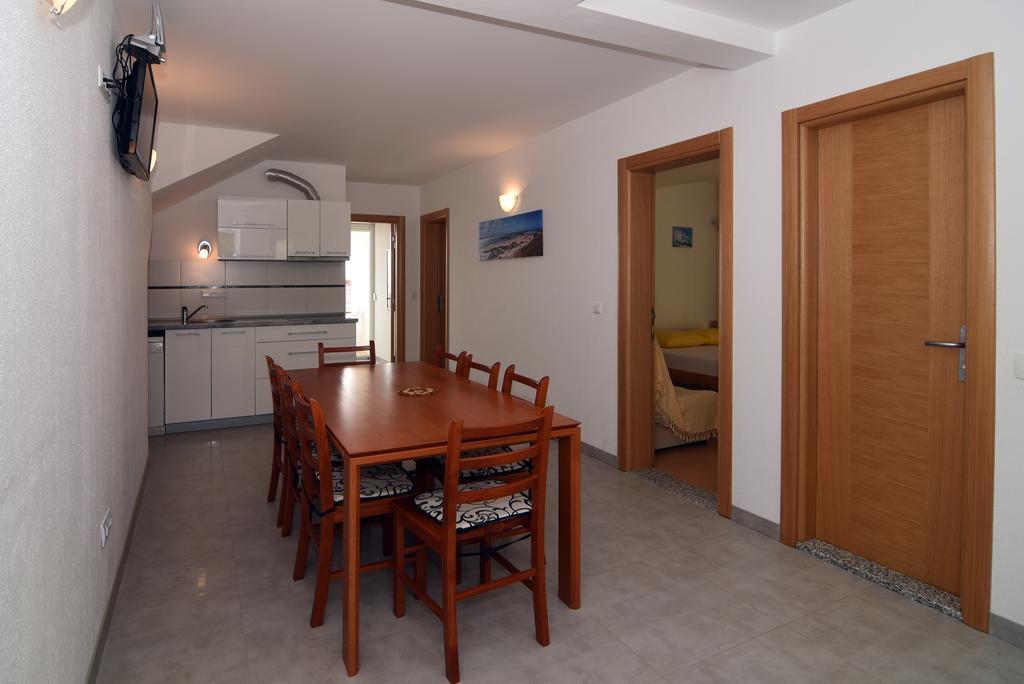 Apartments Coric Baška Voda Екстериор снимка