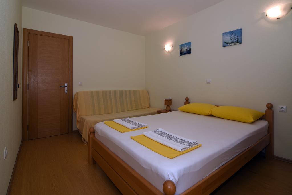 Apartments Coric Baška Voda Екстериор снимка