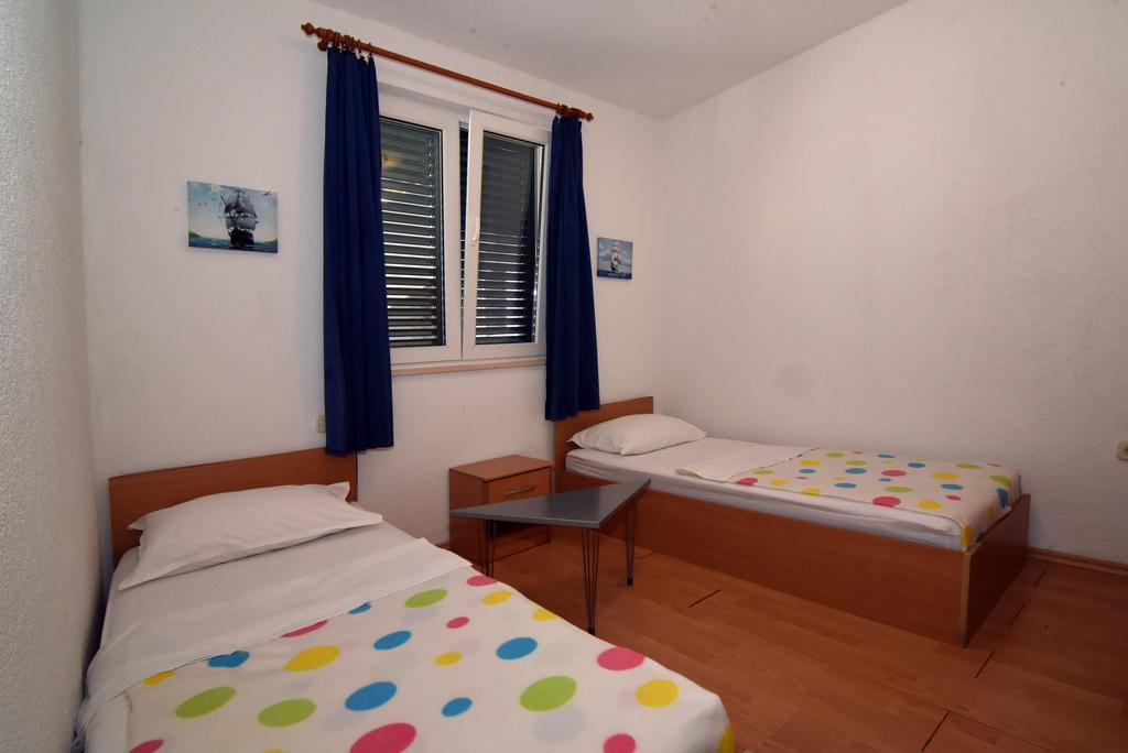 Apartments Coric Baška Voda Екстериор снимка