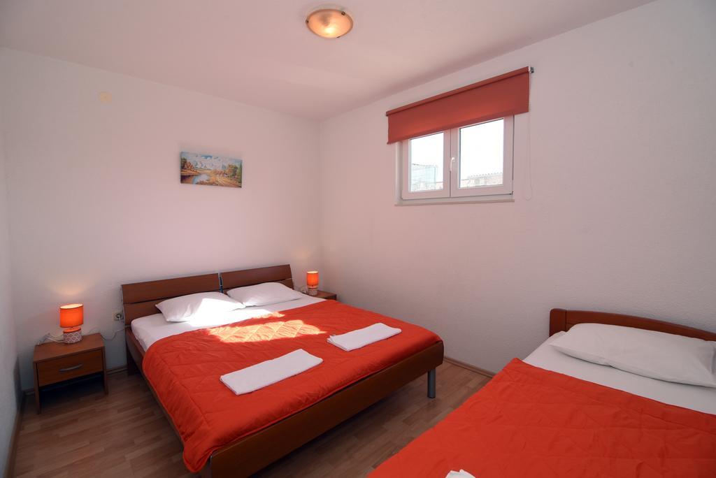 Apartments Coric Baška Voda Екстериор снимка