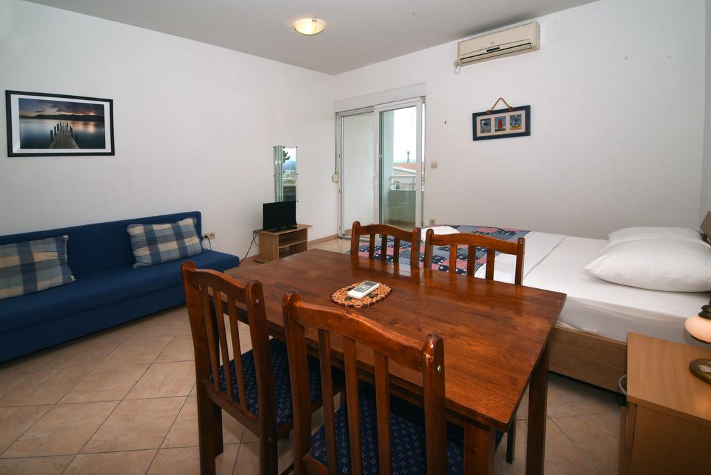 Apartments Coric Baška Voda Екстериор снимка