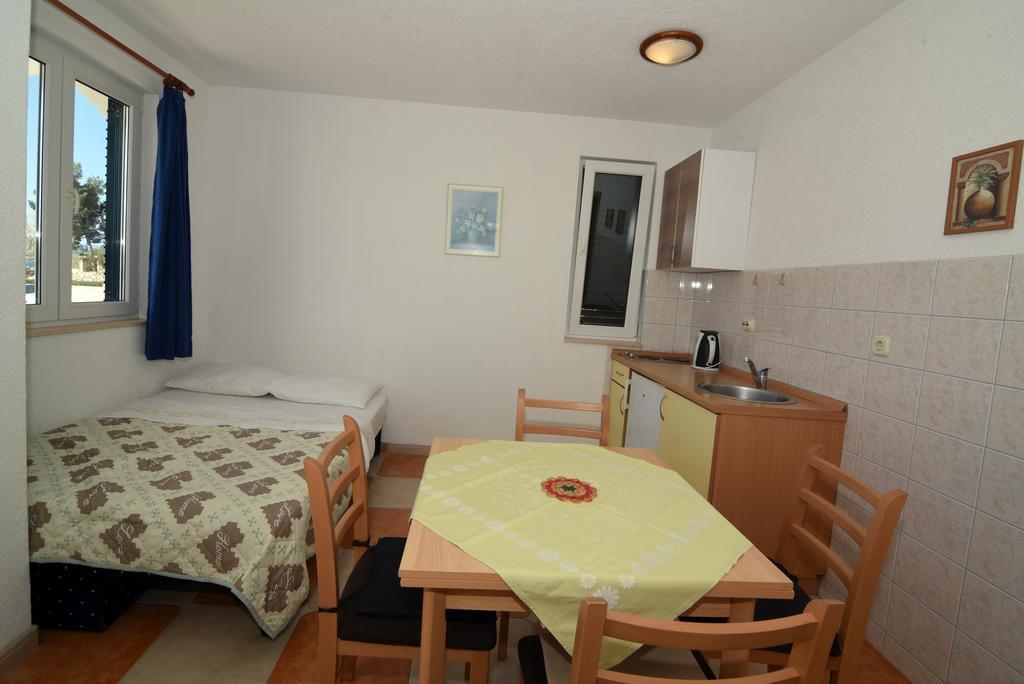 Apartments Coric Baška Voda Екстериор снимка